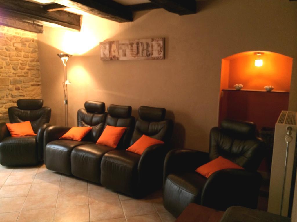 Gite Le Bol D'Air Puilly-et-Charbeaux Kamer foto